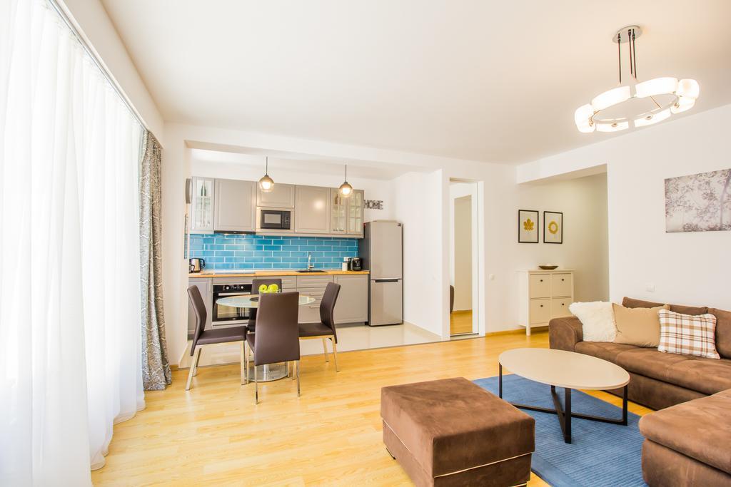 Seasons Mountain Suite Braşov Esterno foto