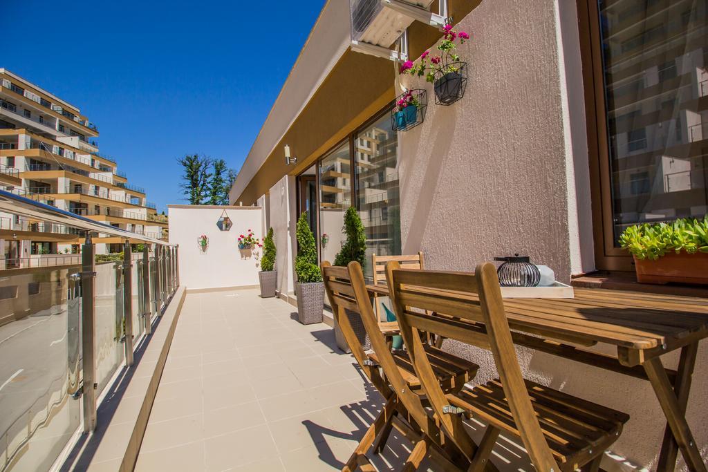 Seasons Mountain Suite Braşov Esterno foto
