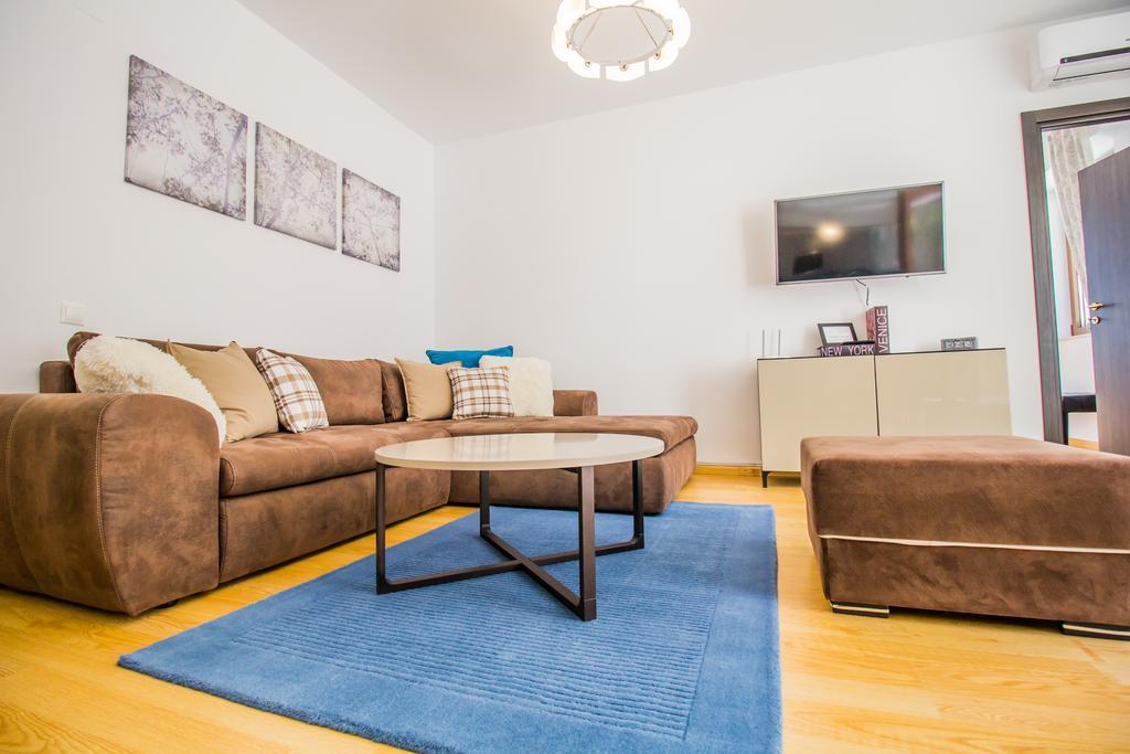 Seasons Mountain Suite Braşov Esterno foto