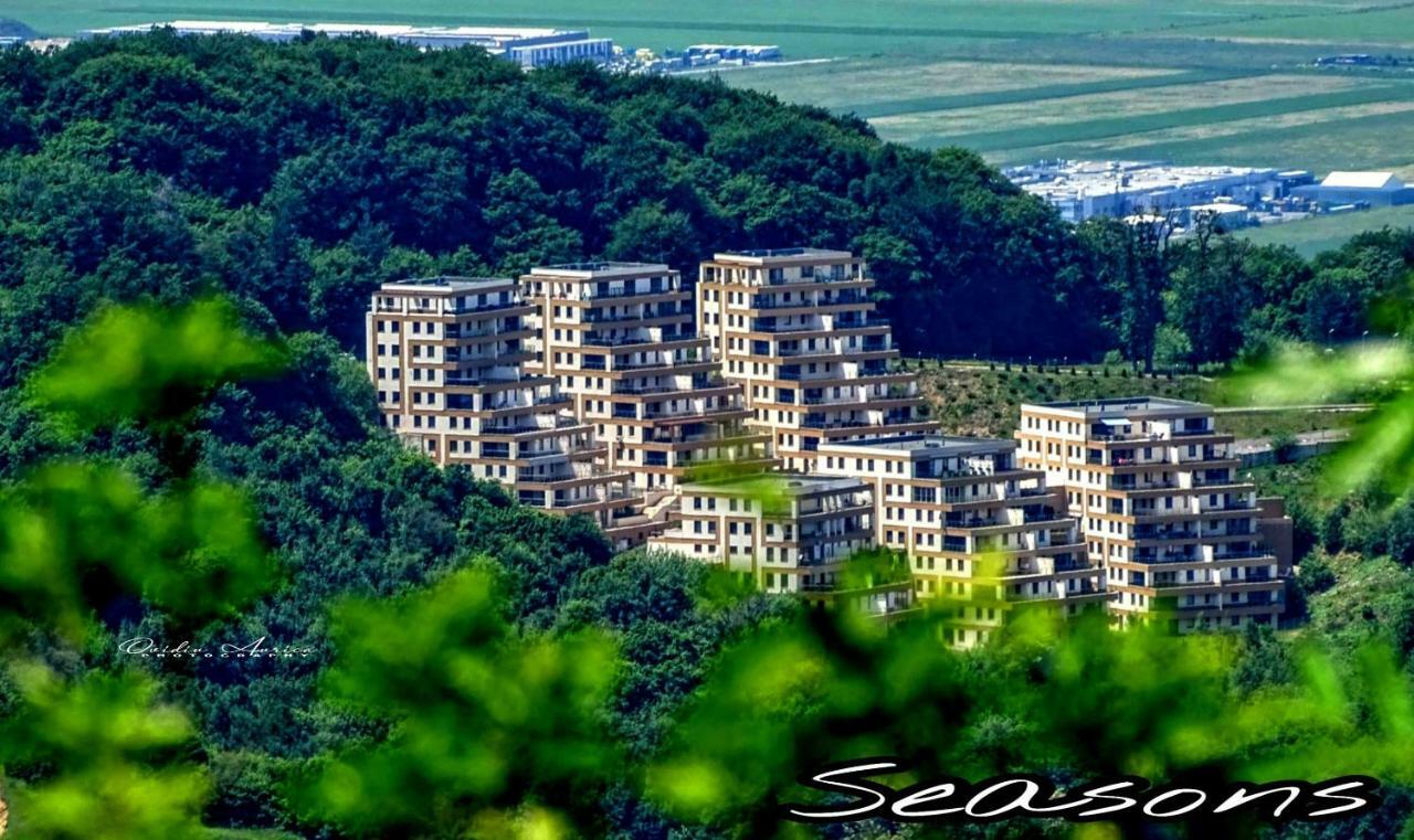 Seasons Mountain Suite Braşov Esterno foto